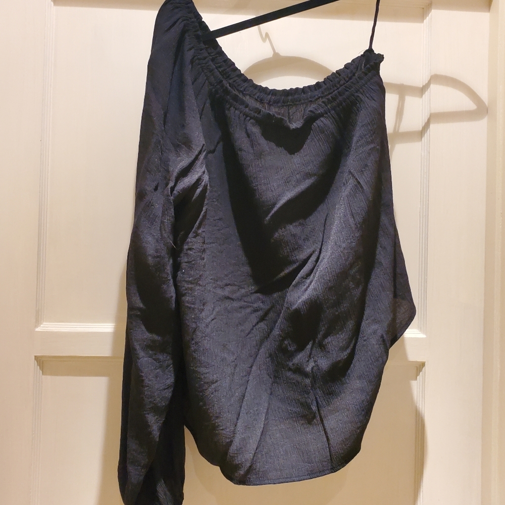 Woman one shoulder top